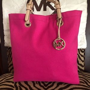 Authentic Michael Kors Cloth Tote